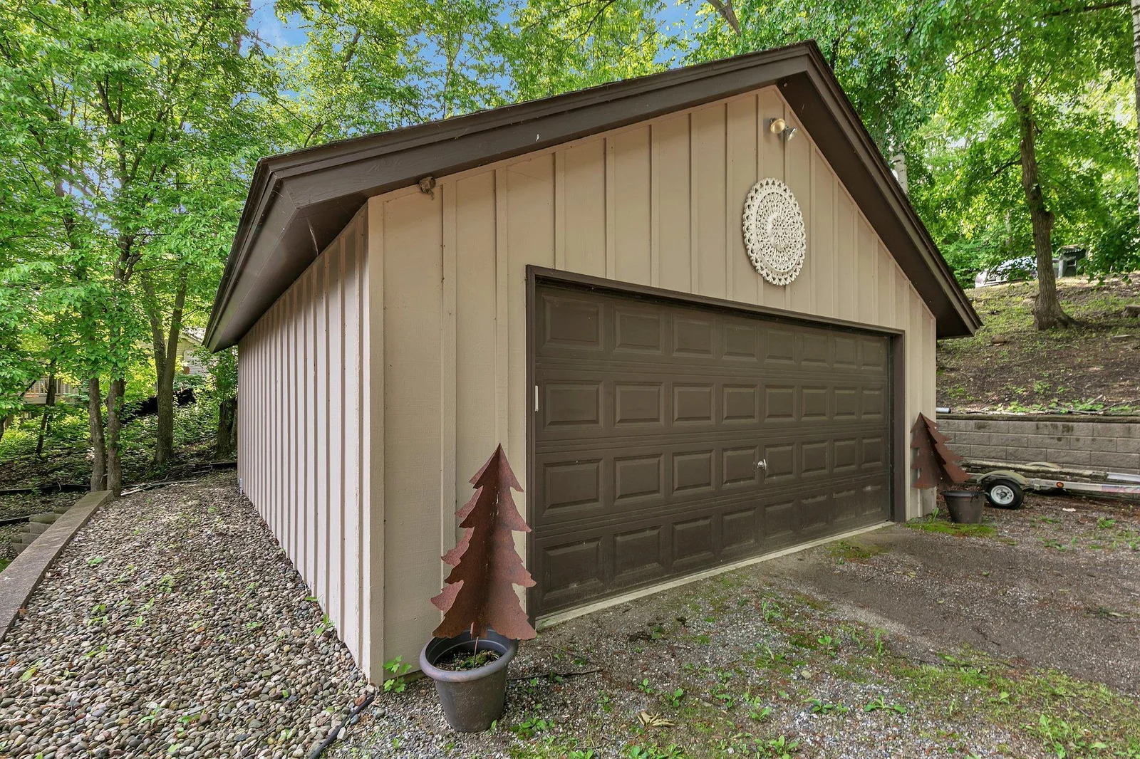 2 Car Detached Garage