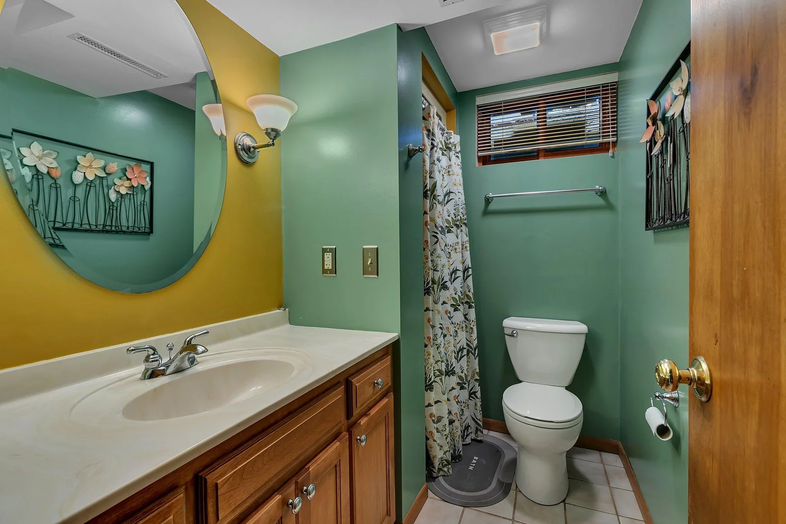 Lower level 3/4 bath
