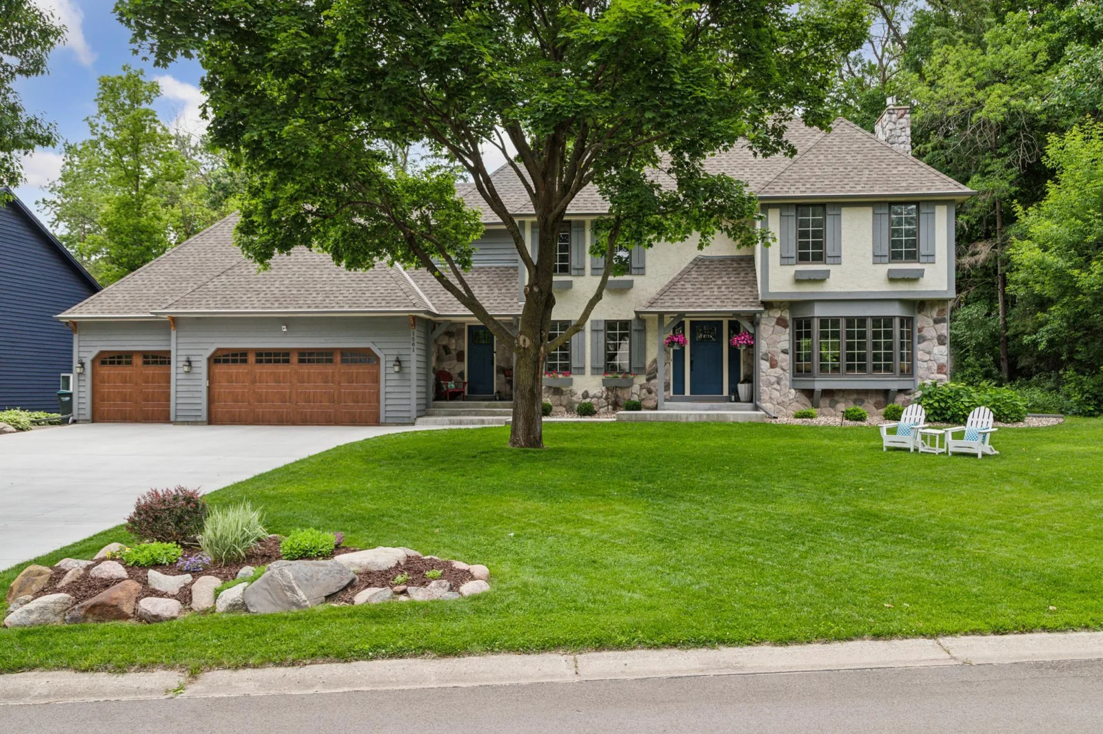 1561 Creek Run Trail, Chanhassen