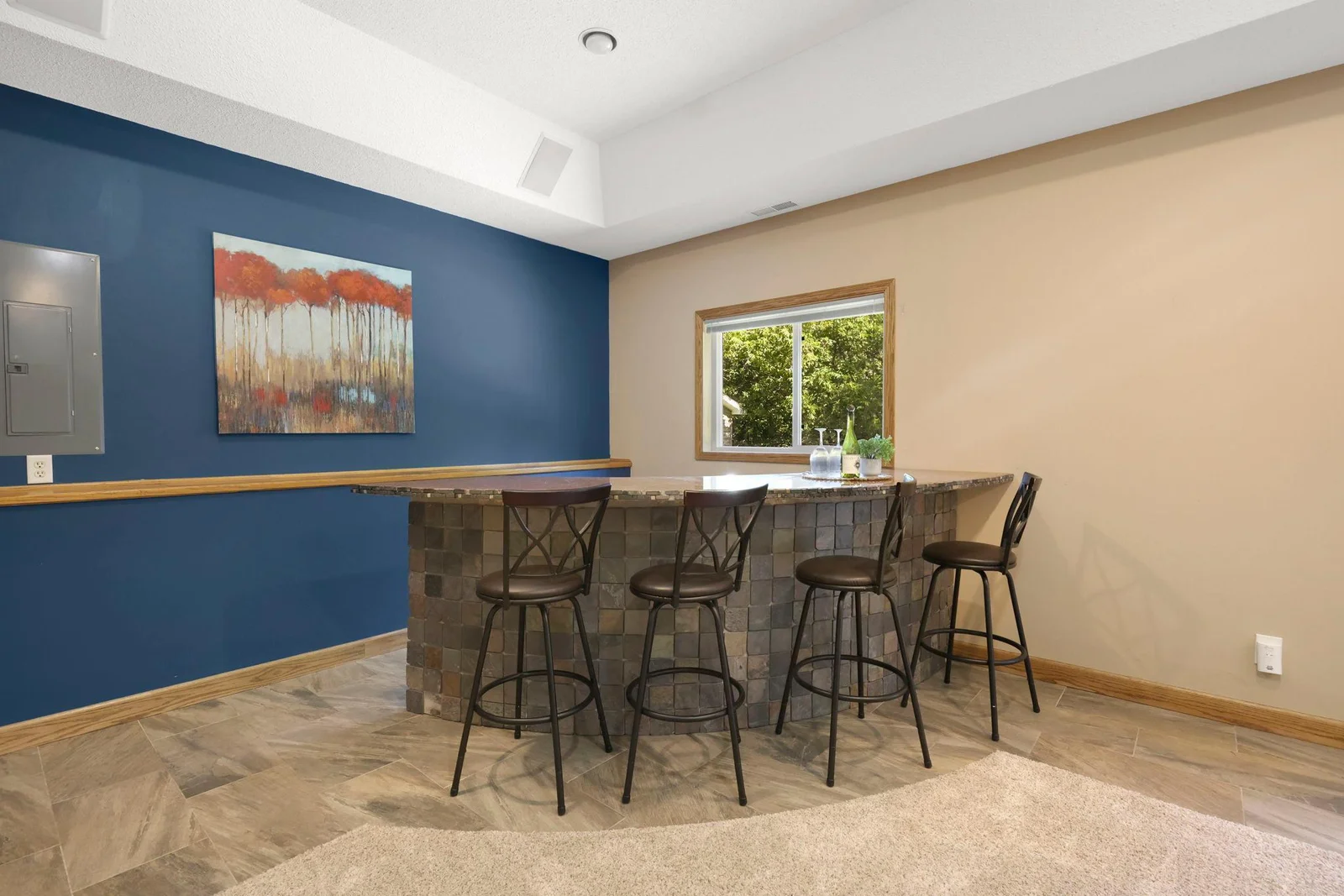 Built-in bar