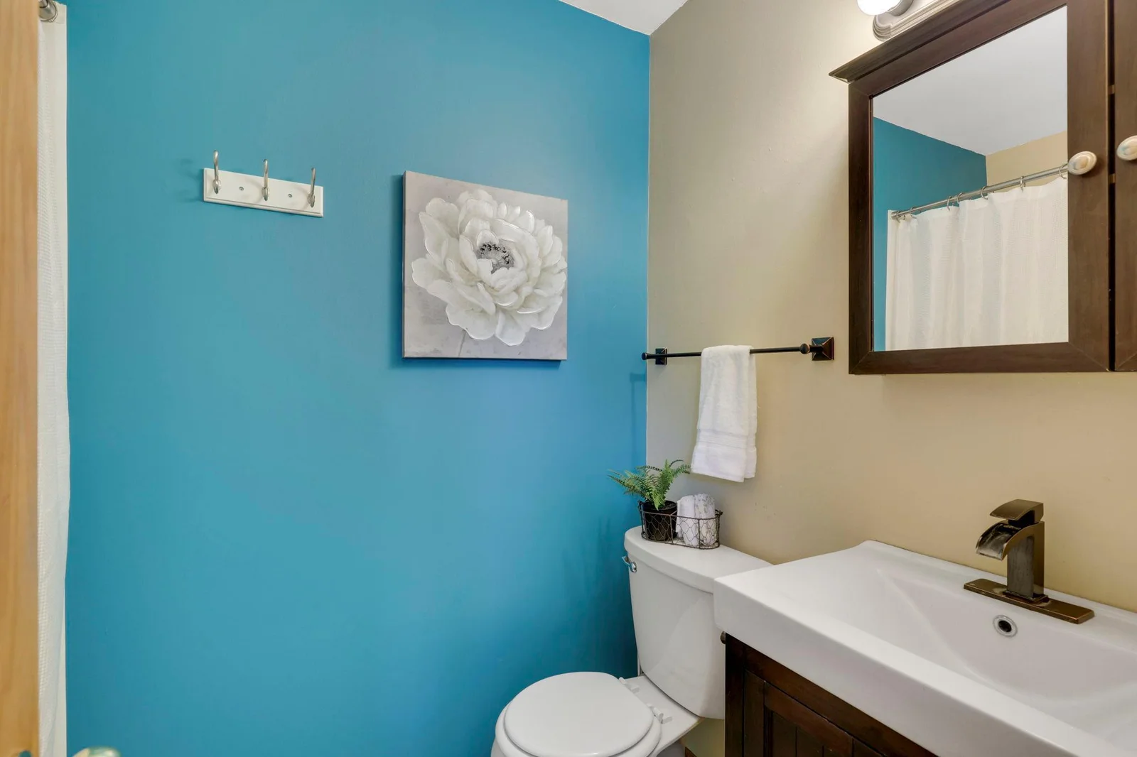 3/4 primary bathroom