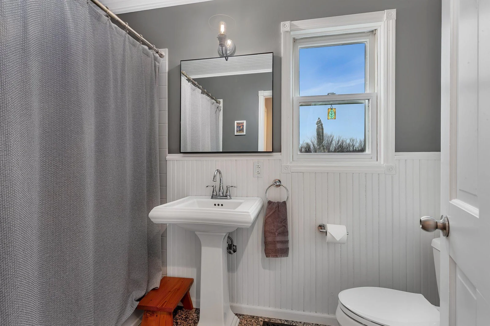 Main Full Bath