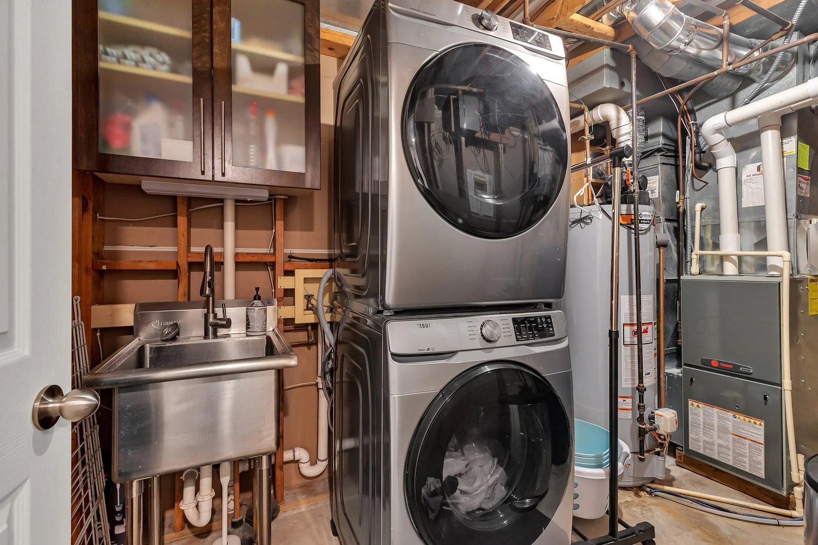 laundry lower level