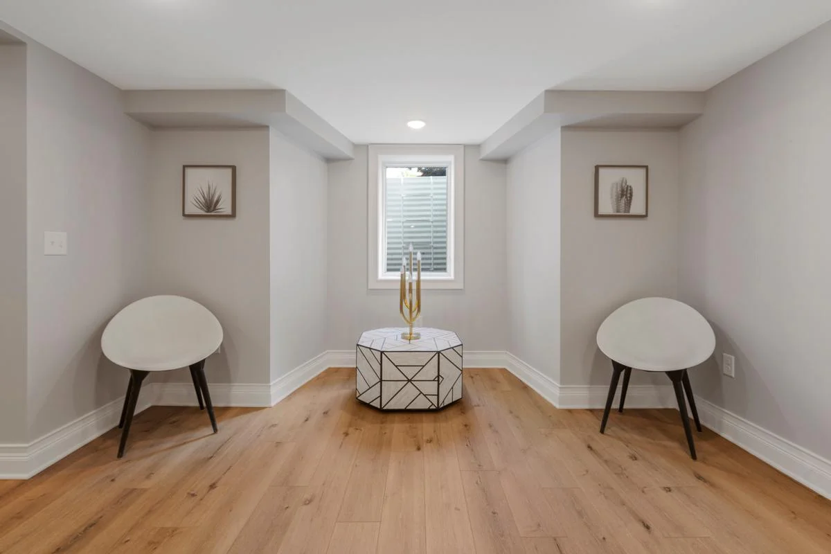 59 Family room_lower.jpg