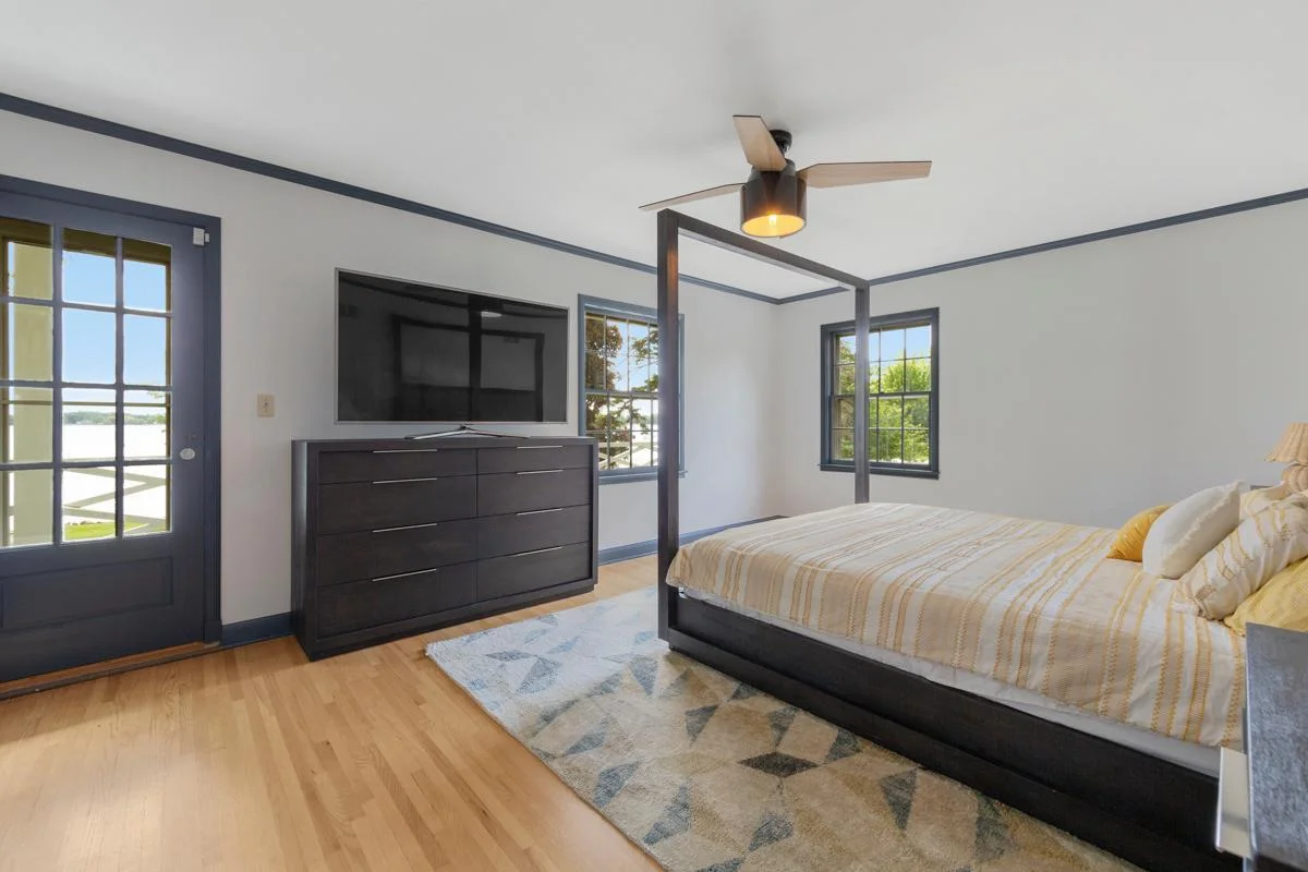 46 Bedroom 3.jpg