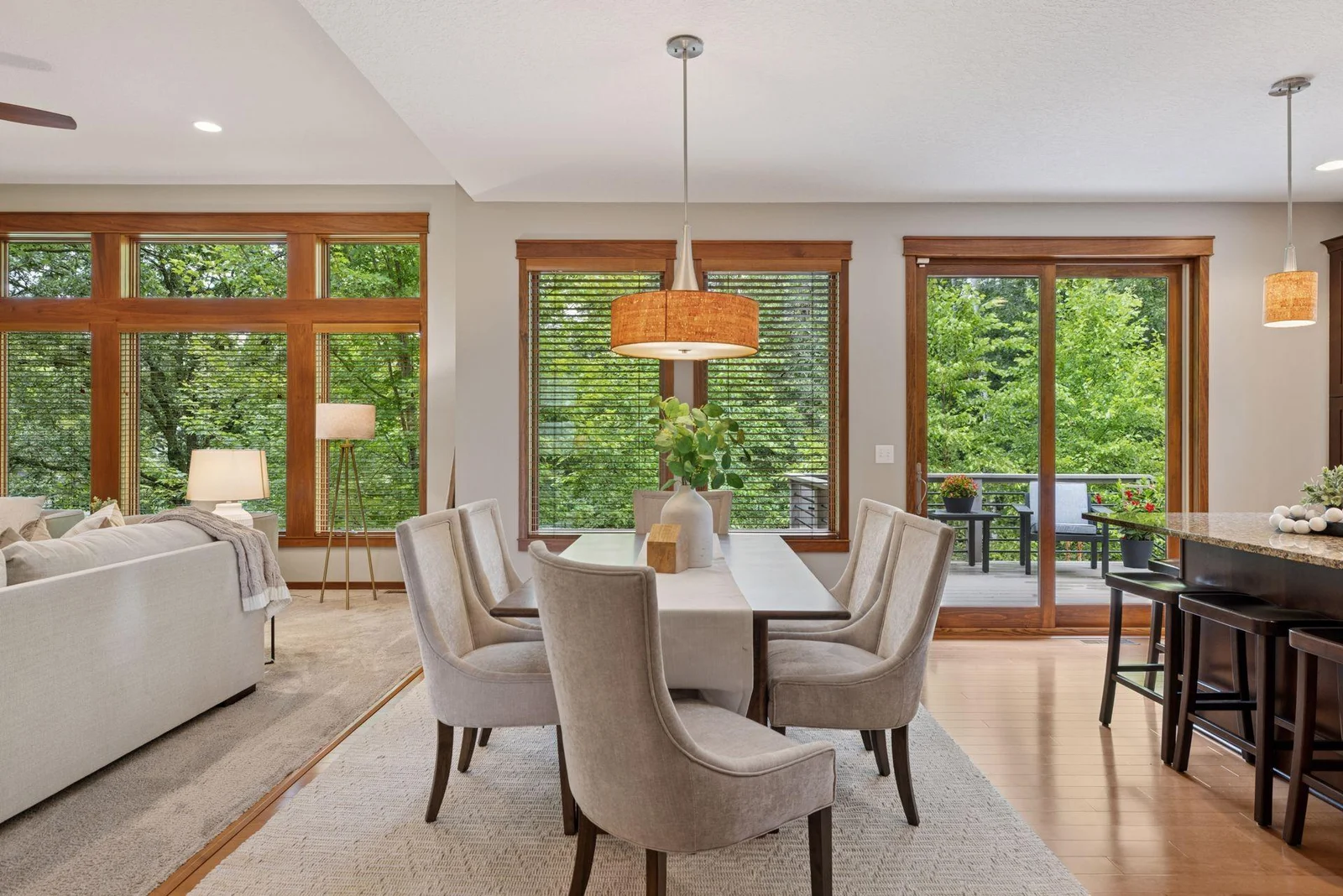 Every meal feels special in a dining space like this—bright, welcoming, and well-appointed.