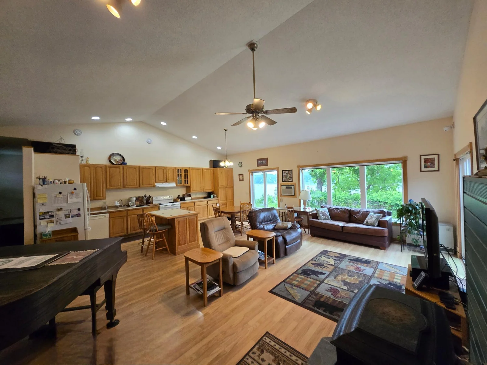 13 ft ceiling with view of the lake