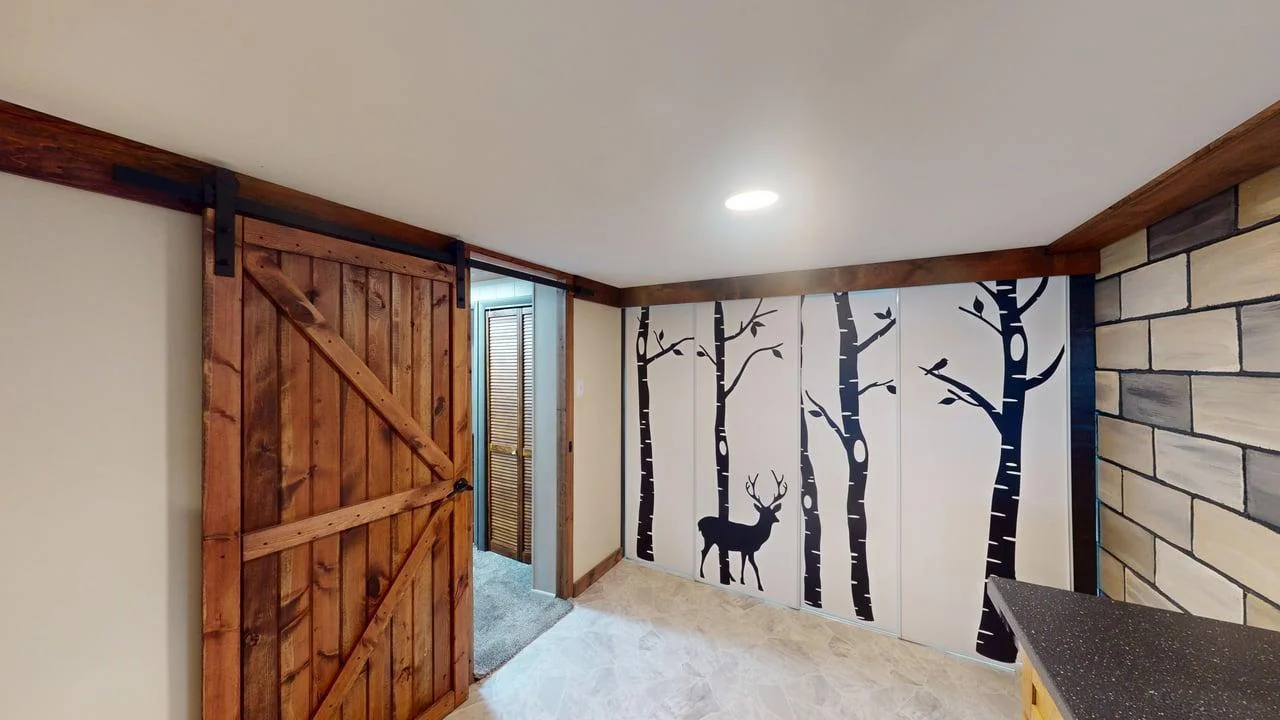 Additional view laundry rm w/sliding barn door