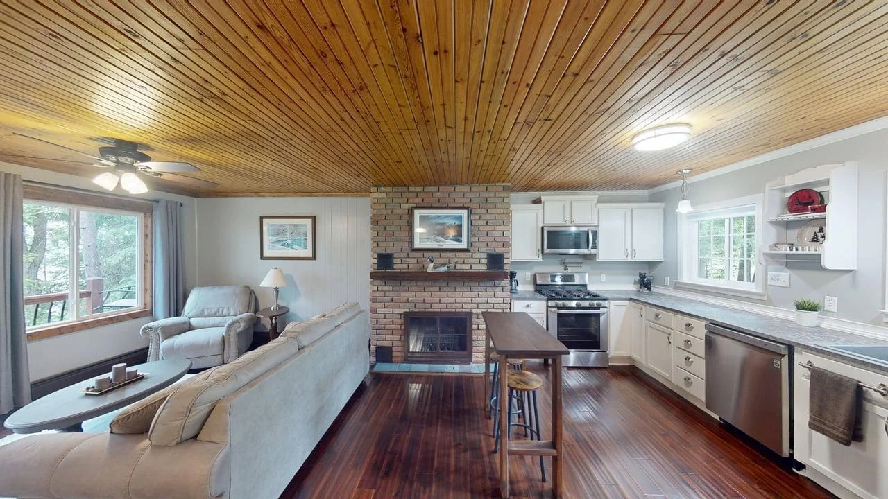 Open concept upper level w/cozy frplc