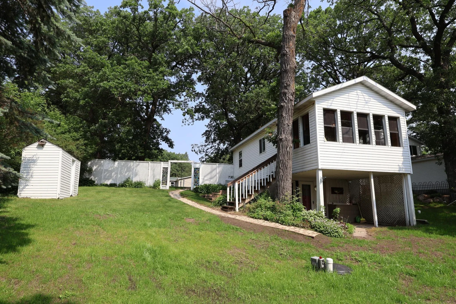 Cabin 2 with great lake views!.JPG