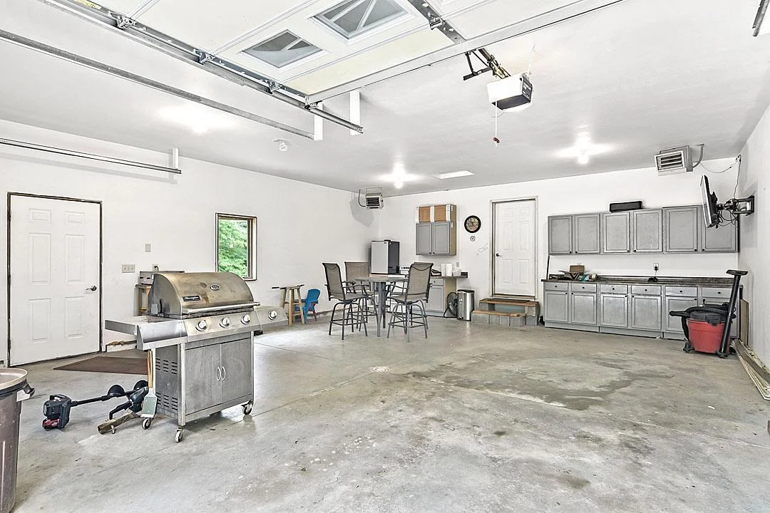 Attached Garage
