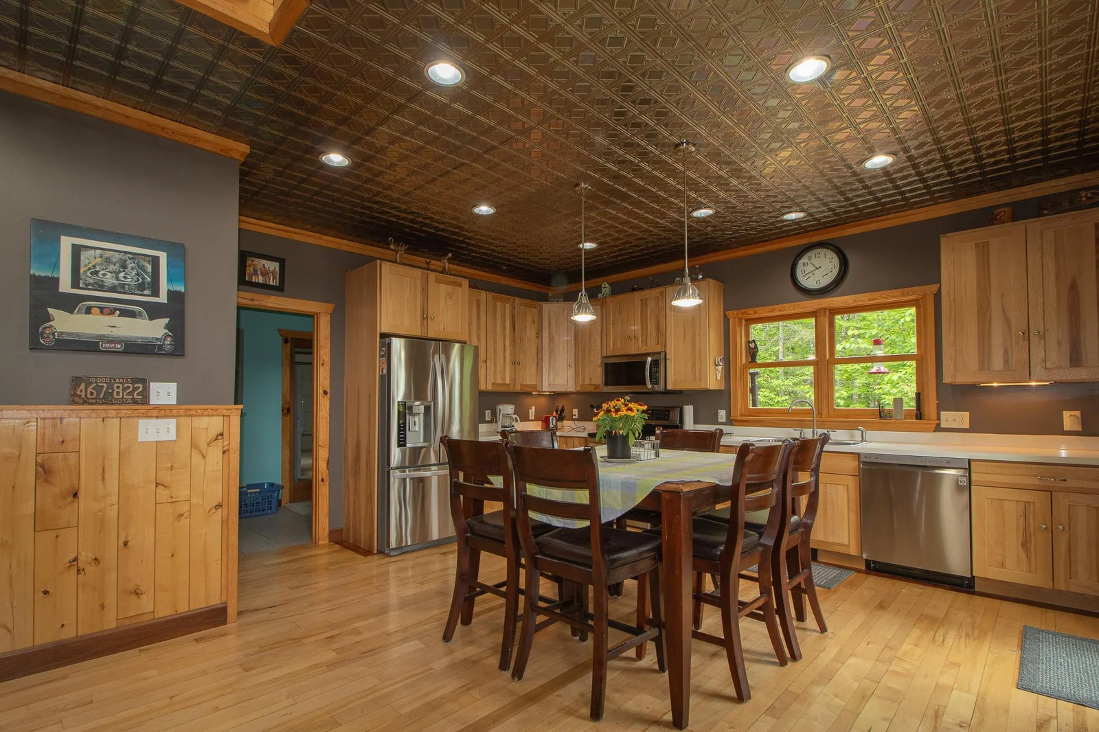 Eat in Kitchen