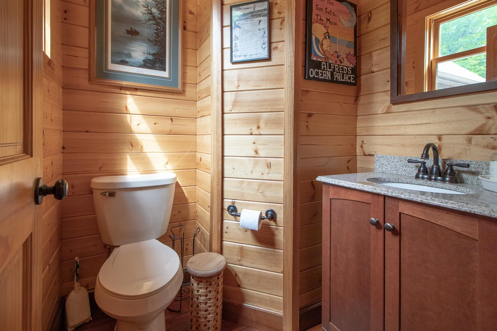1/2 bath off from Front Entry