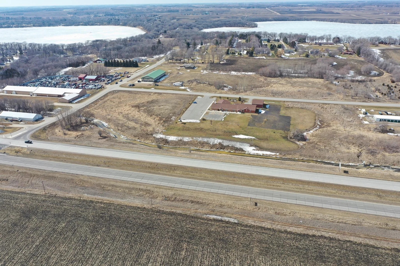GOLDEN ACRES - N HWY 71?23DJI_0192