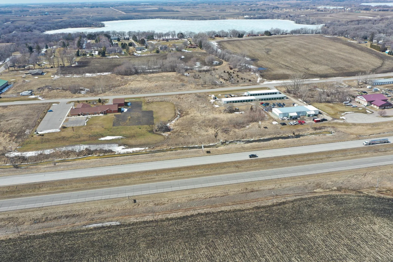 GOLDEN ACRES - N HWY 71?23DJI_0193