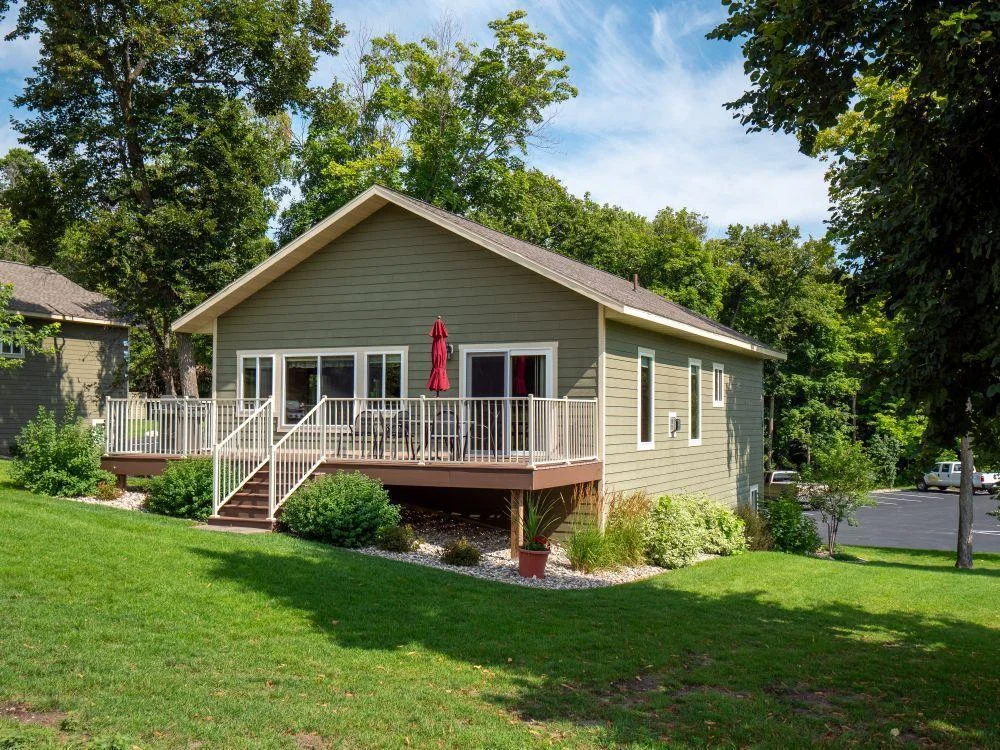 Back of Buffalo River home with deck.jpg