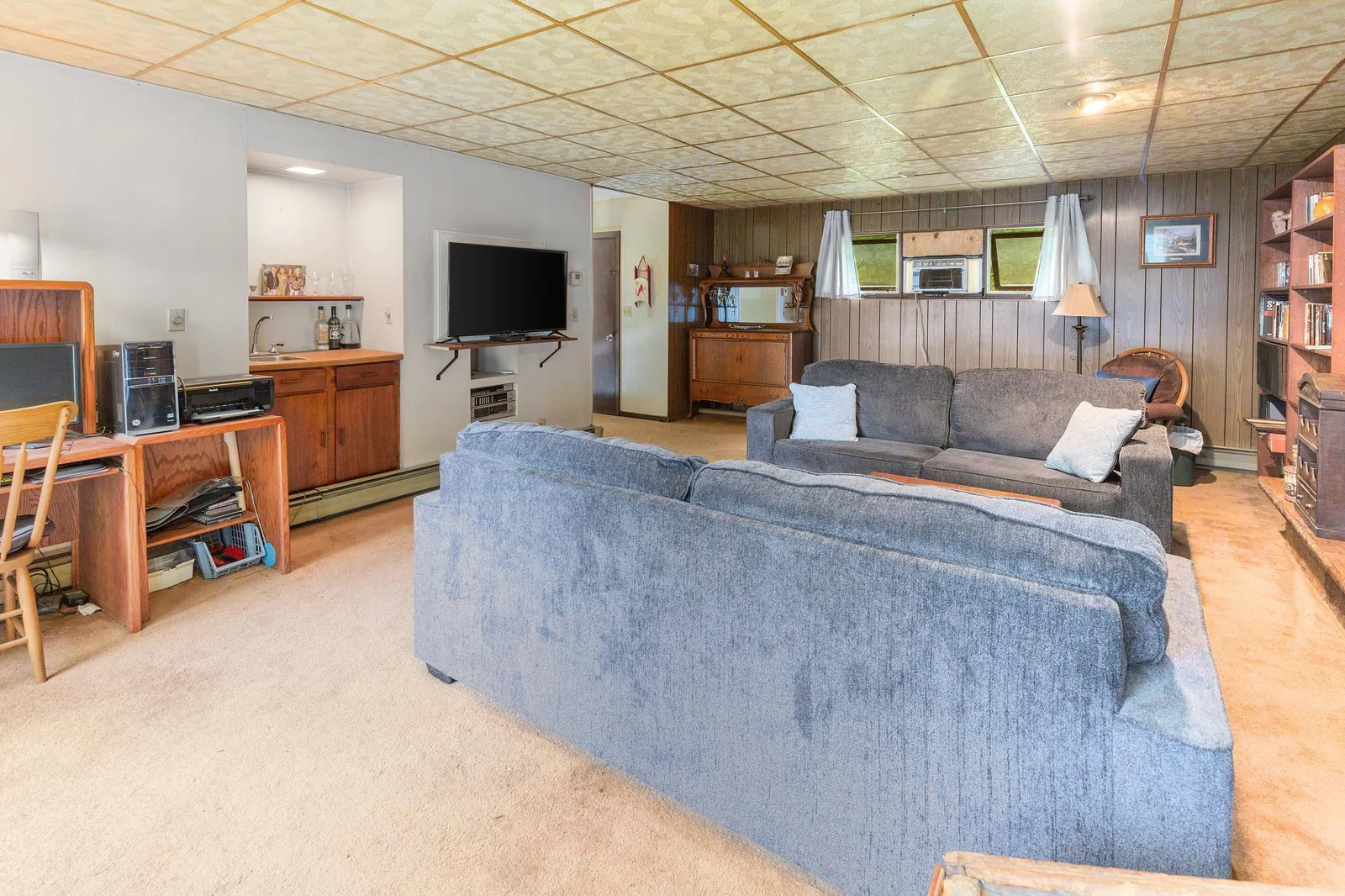 Living room 2 2.jpg