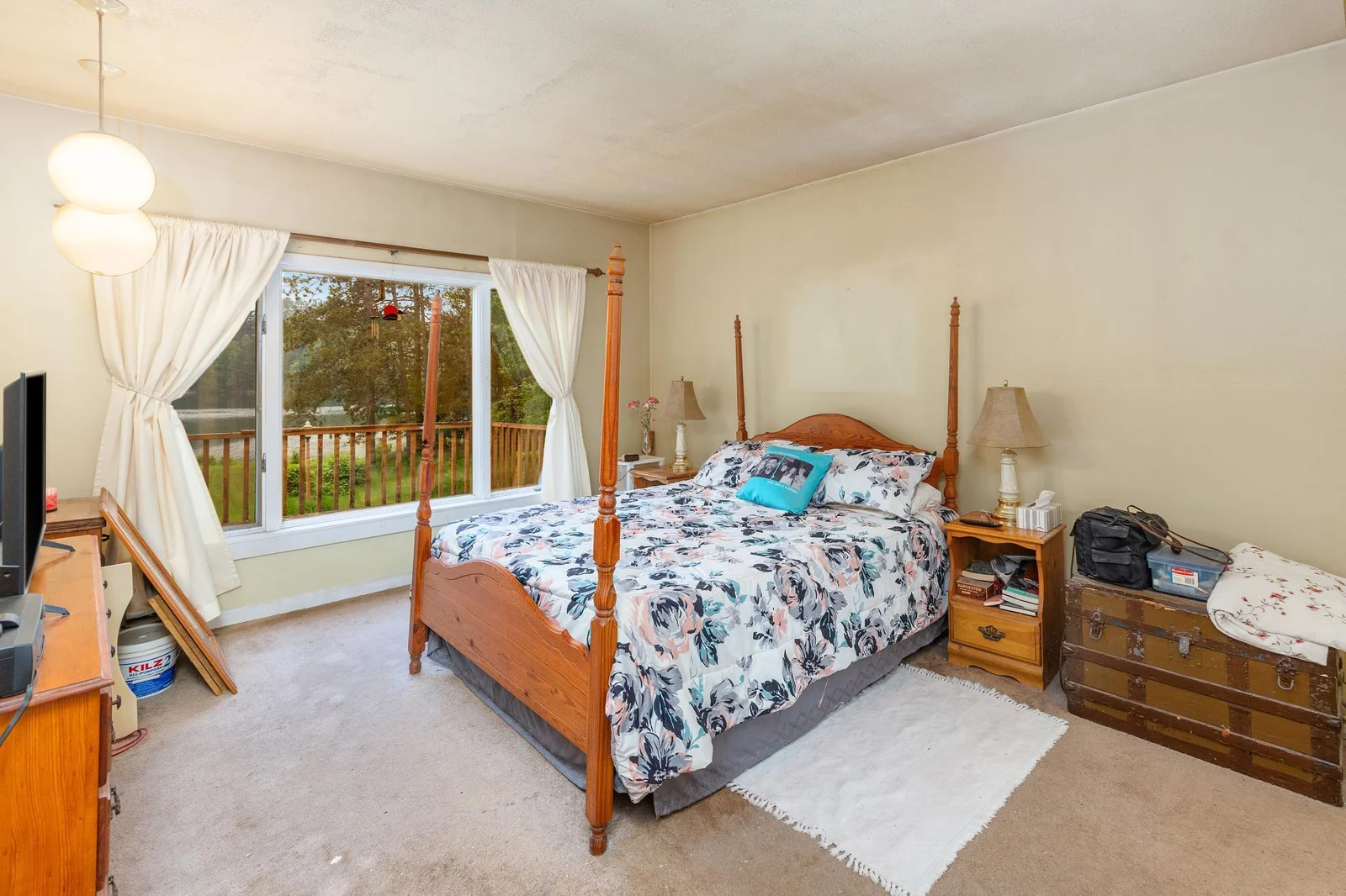 Main bedroom 1.jpg