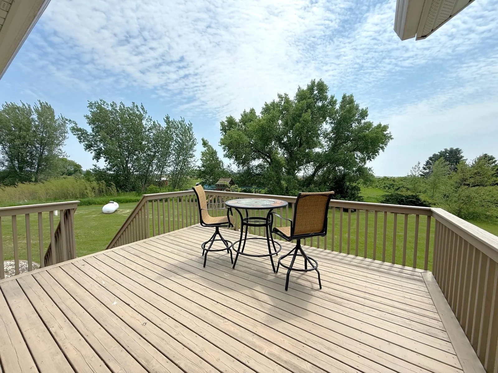 Deck of Sun Room/4 Season Room