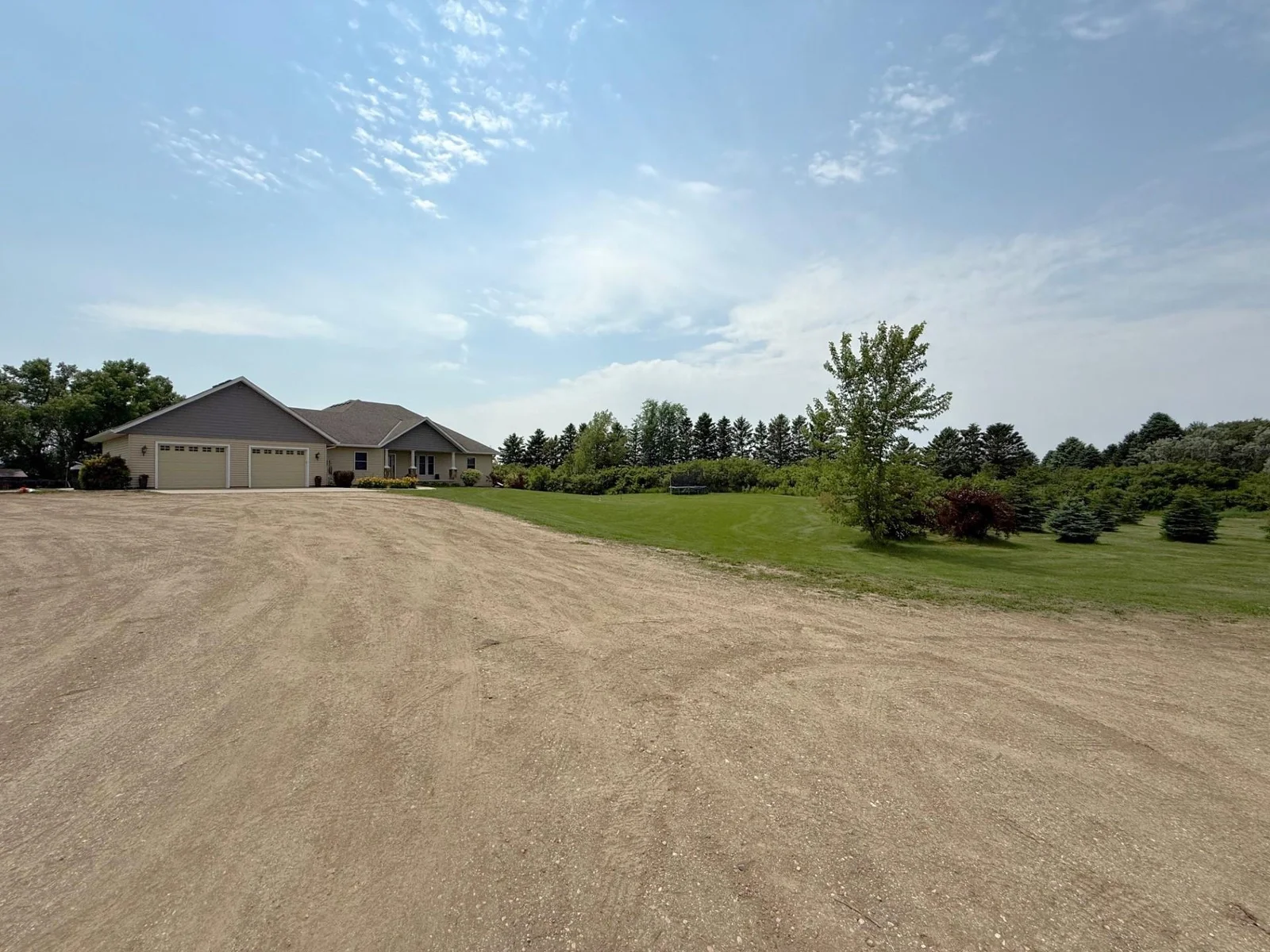 17216 Co Rd 5 NW, New London