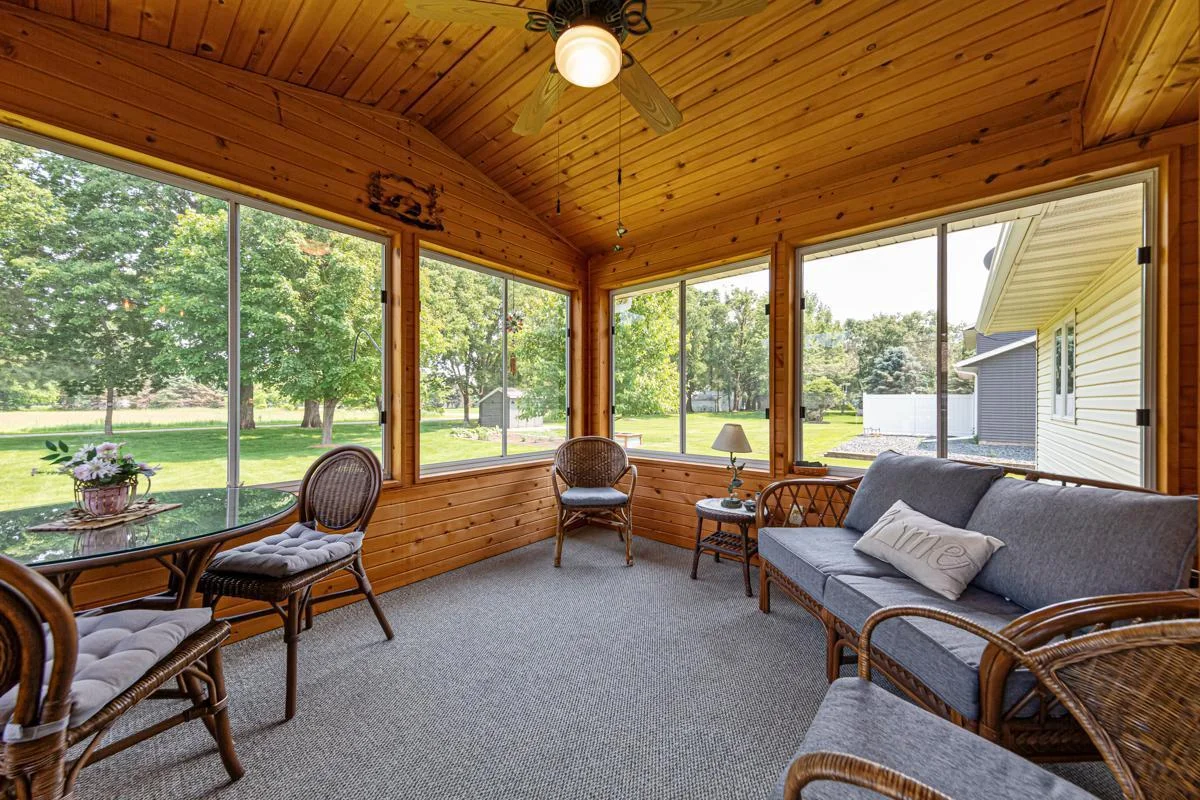 28 Porch.jpg