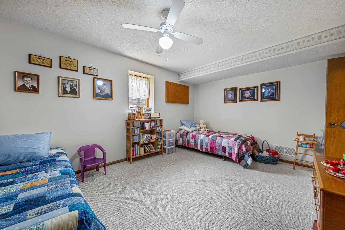 44 Bedroom 3_lower.jpg