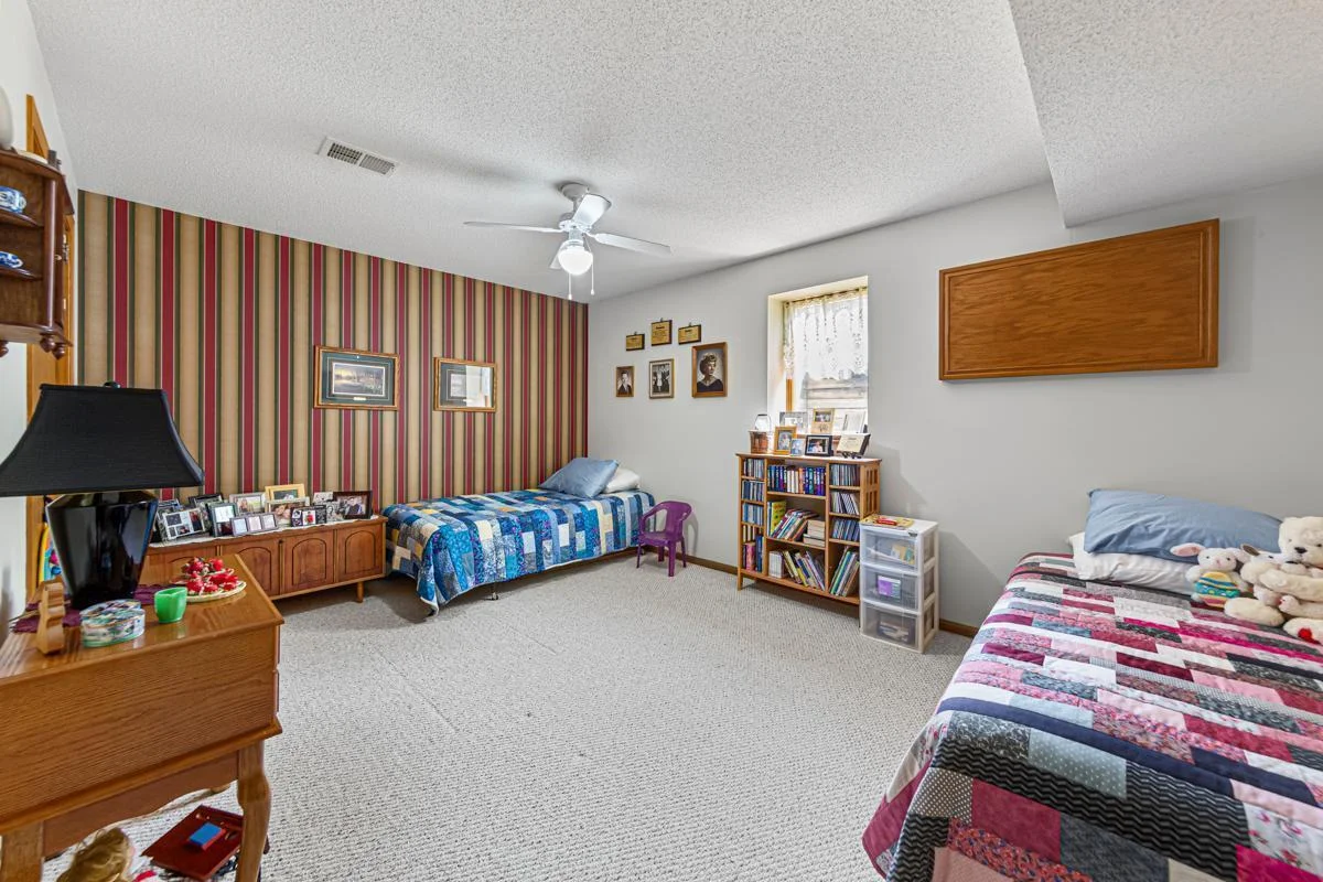 43 Bedroom 3_lower.jpg