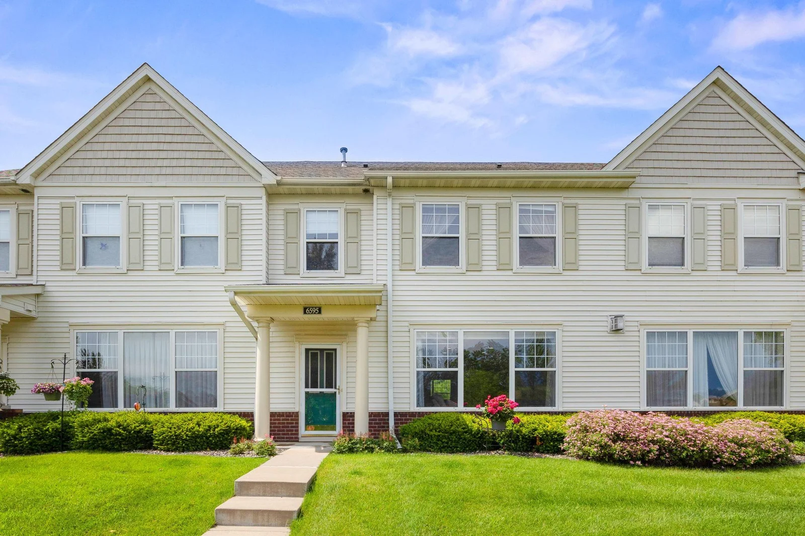 Photo 1 of 6595 Linwood