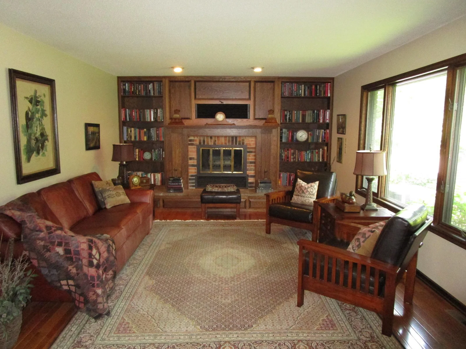 Living Room.JPG
