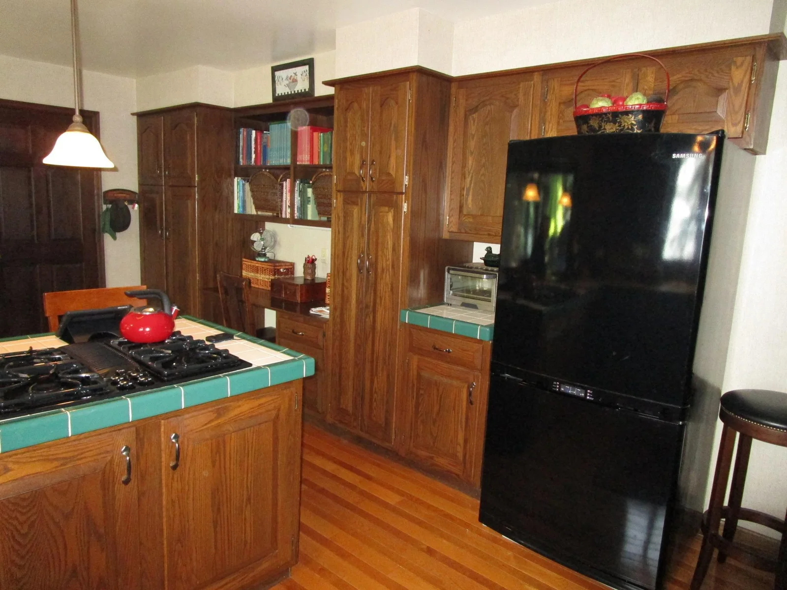Kitchen.JPG