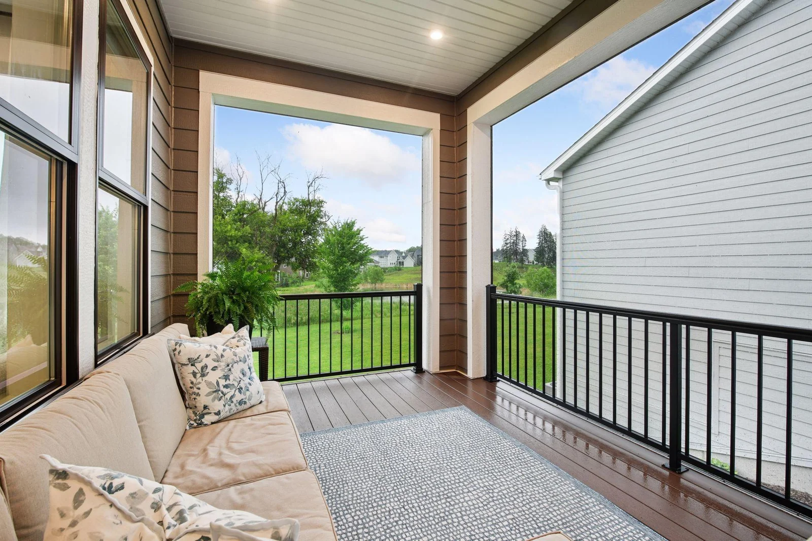 Screened Porch