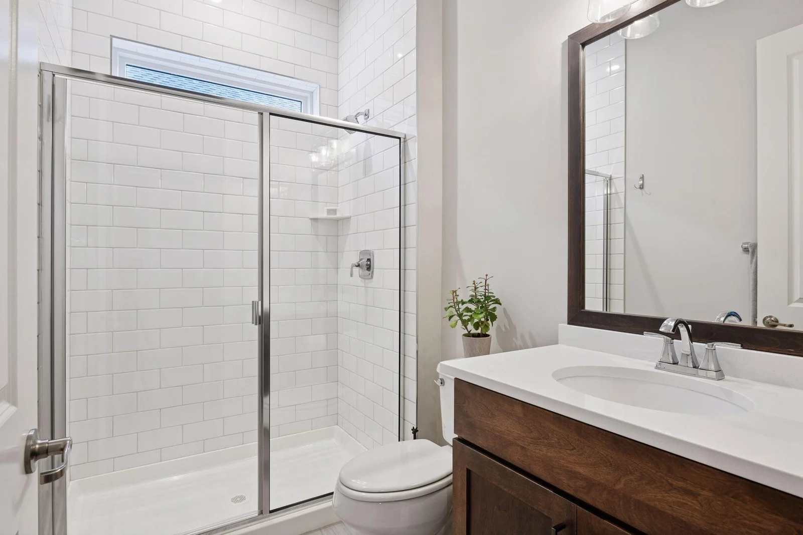 Main Level 3/4 Bathroom