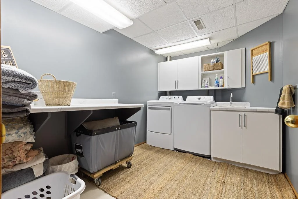 Lower level dedicated laundry room