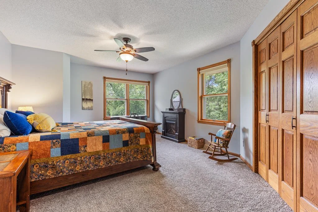 Upper level bedroom 2