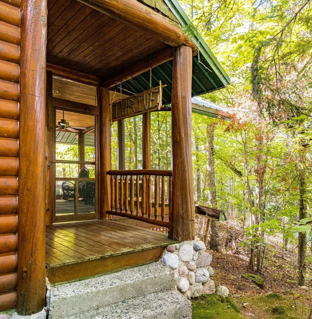 Door to Lake Side Oasis