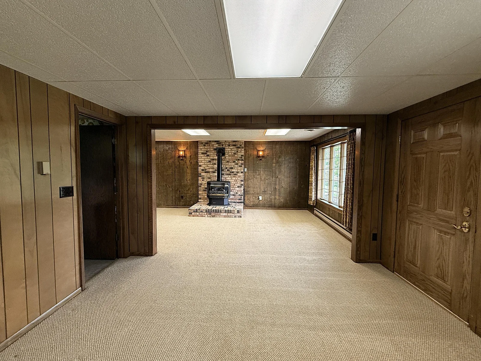 Den off Family Room
