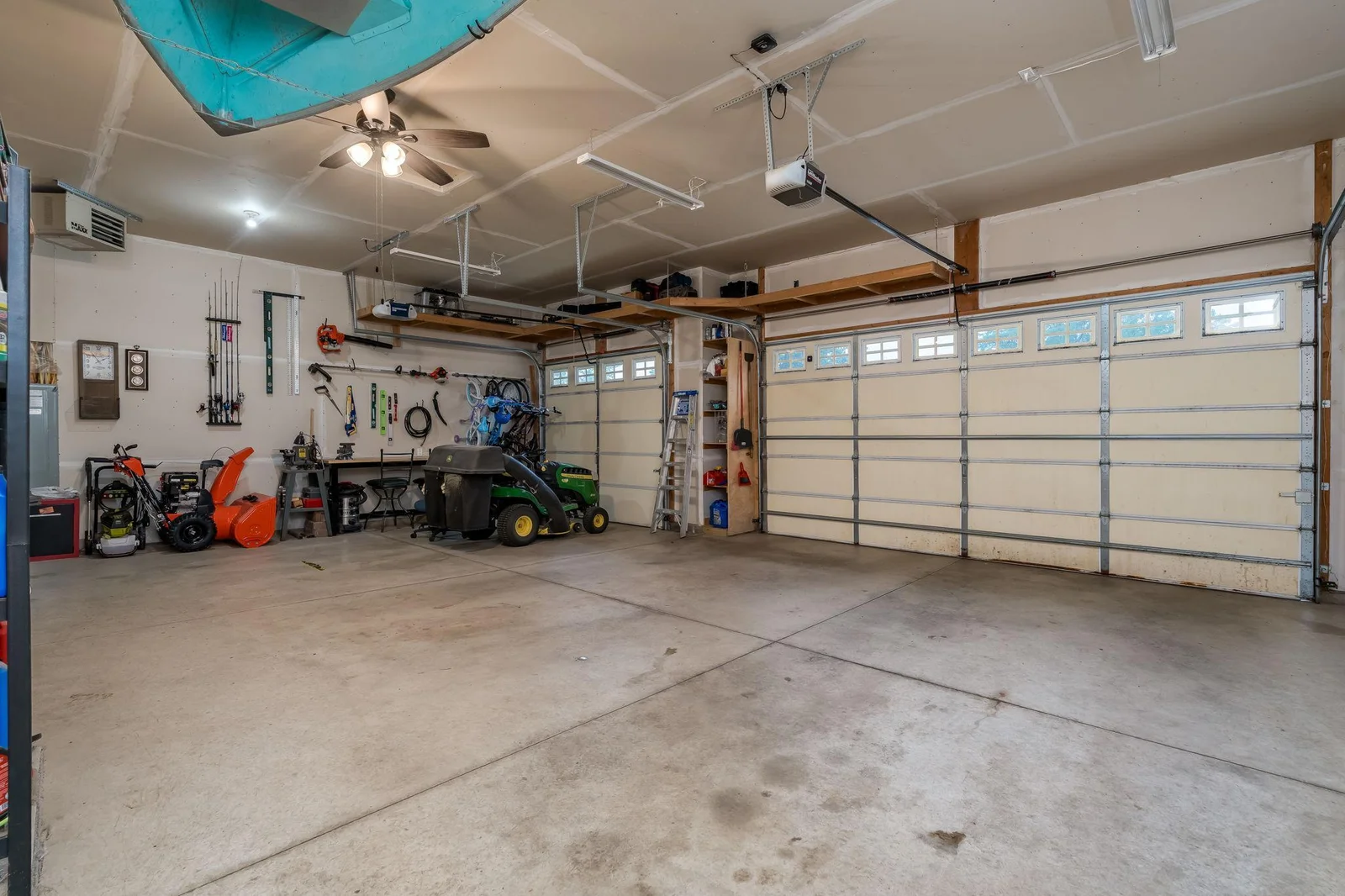 Large Oversized Garage!  23.5' deep + it's HEATED!