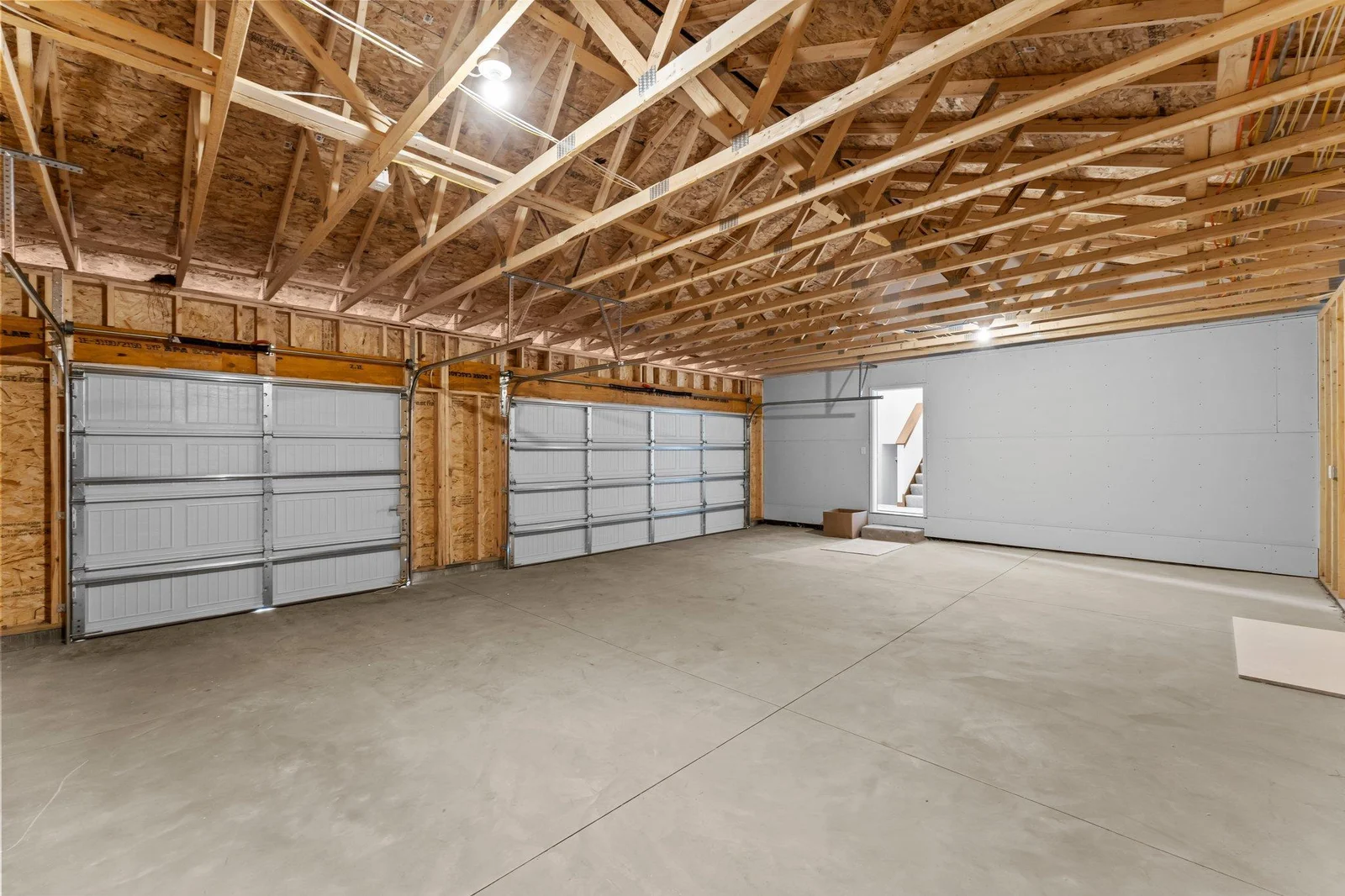 44-web-or-mls-1801 Hawk Trail-90.jpg
