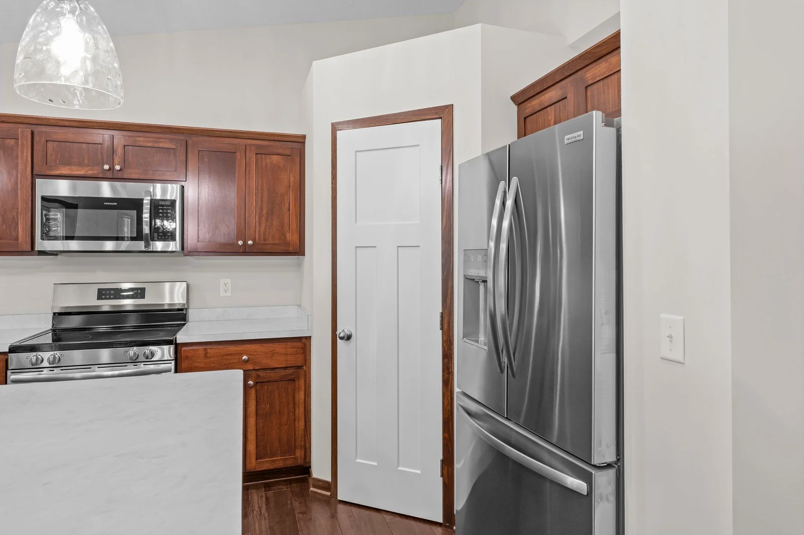 20-web-or-mls-1801 Hawk Trail-119.jpg