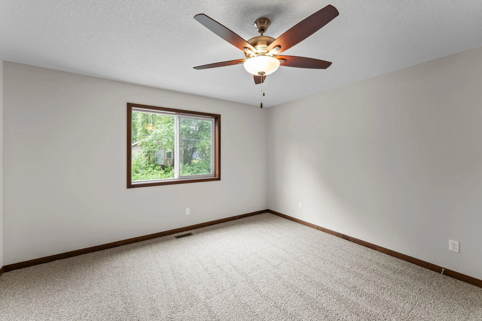 29-web-or-mls-1801 Hawk Trail-153.jpg
