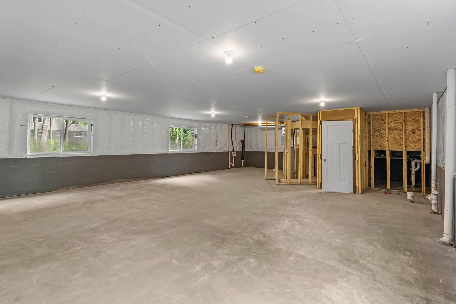 38-web-or-mls-1801 Hawk Trail-69.jpg