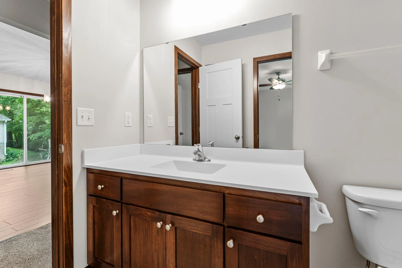34-web-or-mls-1801 Hawk Trail-169.jpg