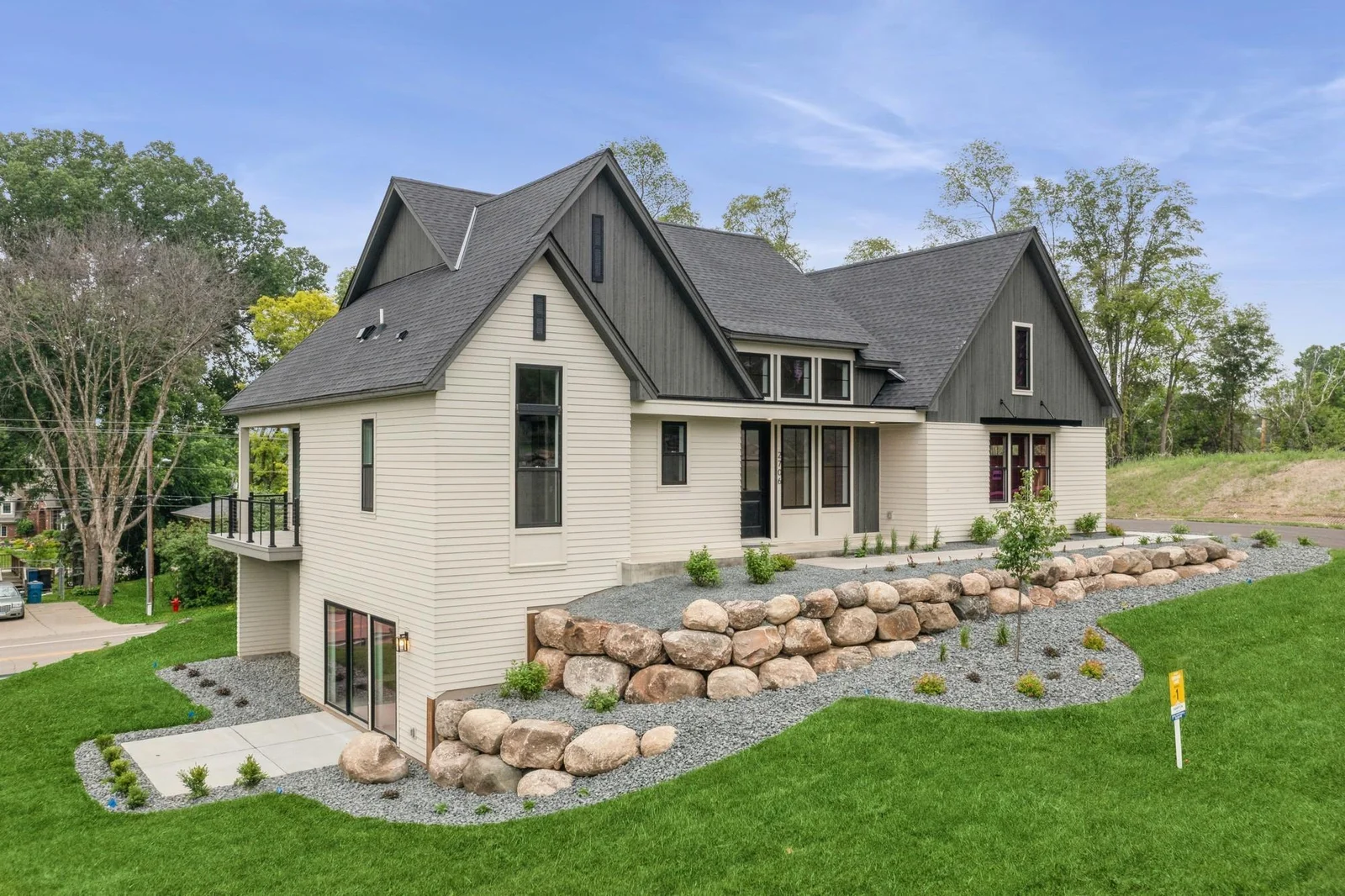 Photo 1 of 2706 Lakeview