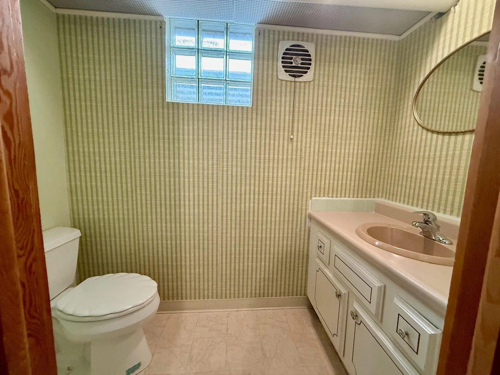 29-Bathroom view 2.jpg