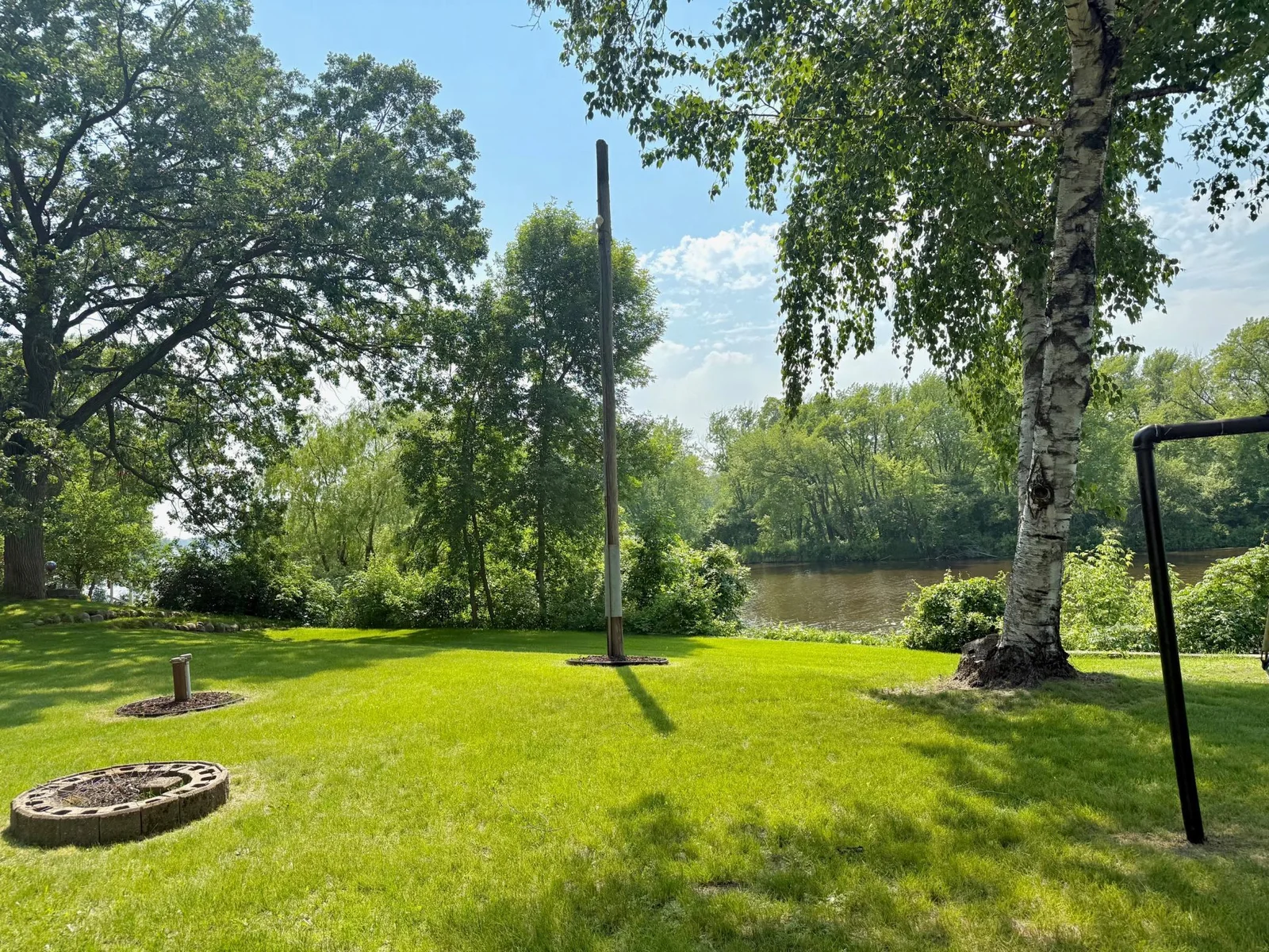 3-Backyard and front yard are level and spacious to enjoy.jpg