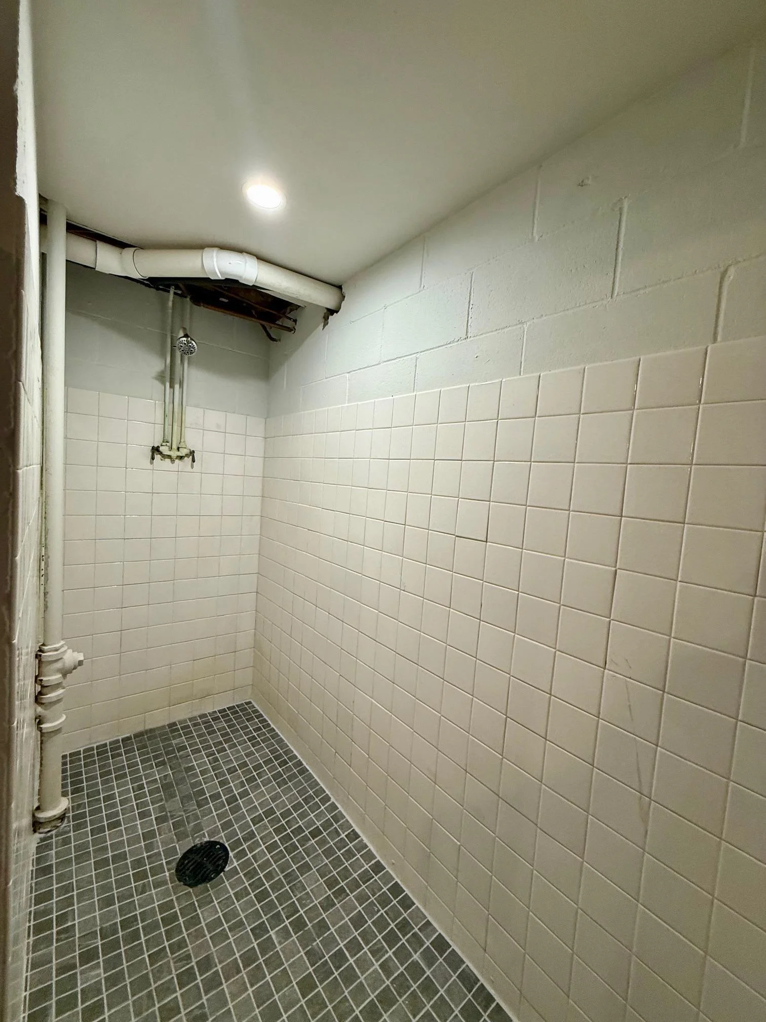 30-Bathroom shower.jpg
