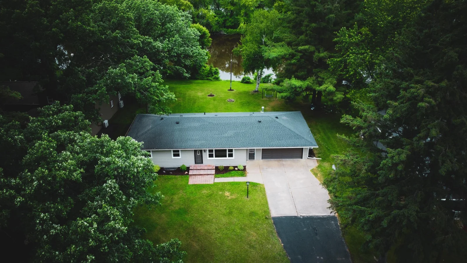Photo 1 of 17535 Riverwood