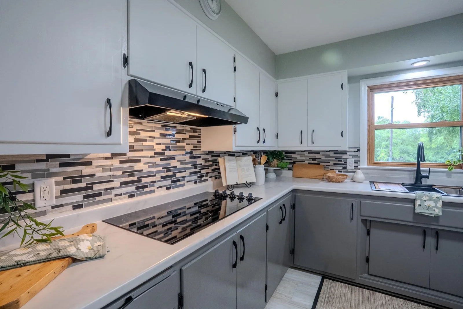 Kitchen is bright and has river view.jpg