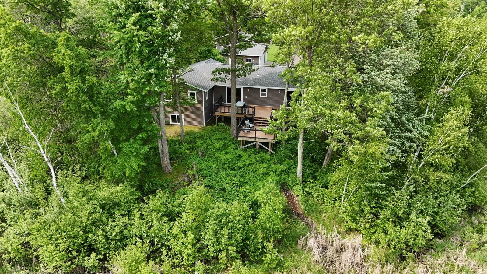The best deck for coffee and cocktail drinking.