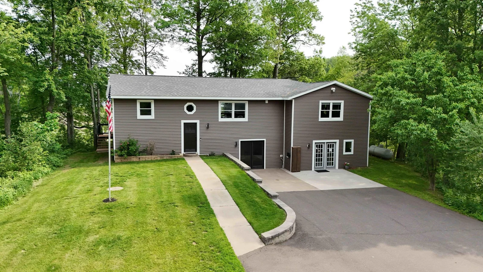 Easy entry into this beautiful home.